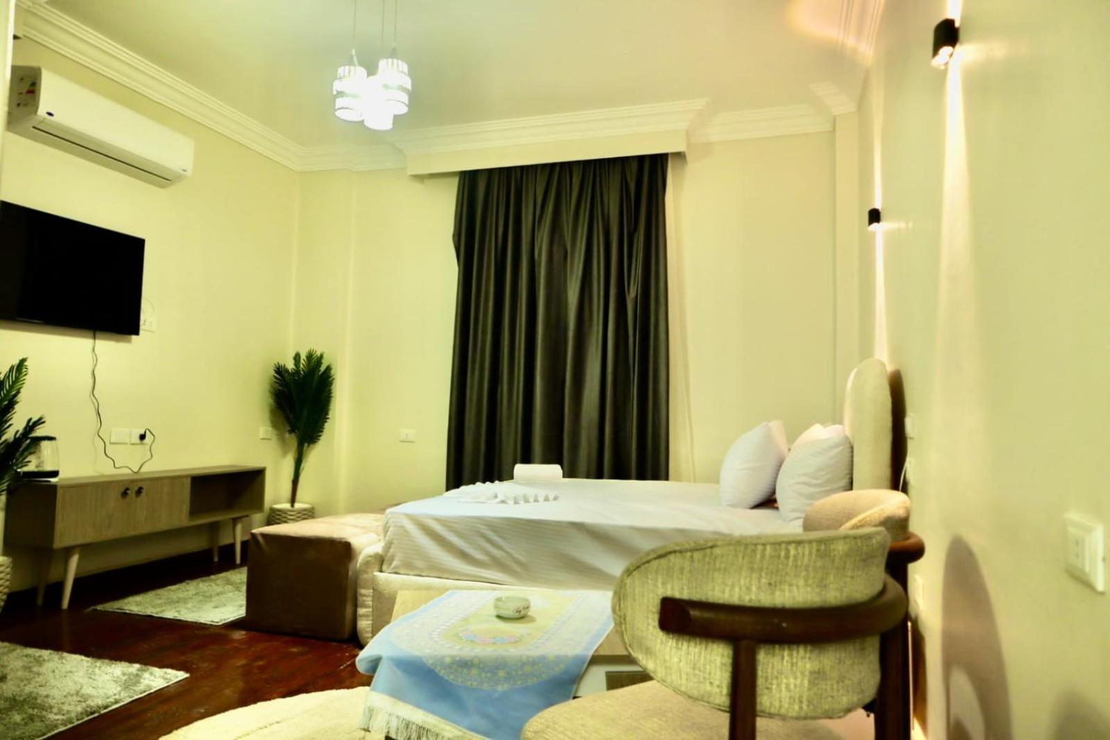 Triple Garden View Hotel El El Cairo Exterior foto