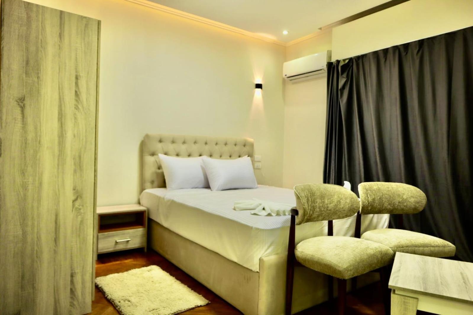 Triple Garden View Hotel El El Cairo Exterior foto